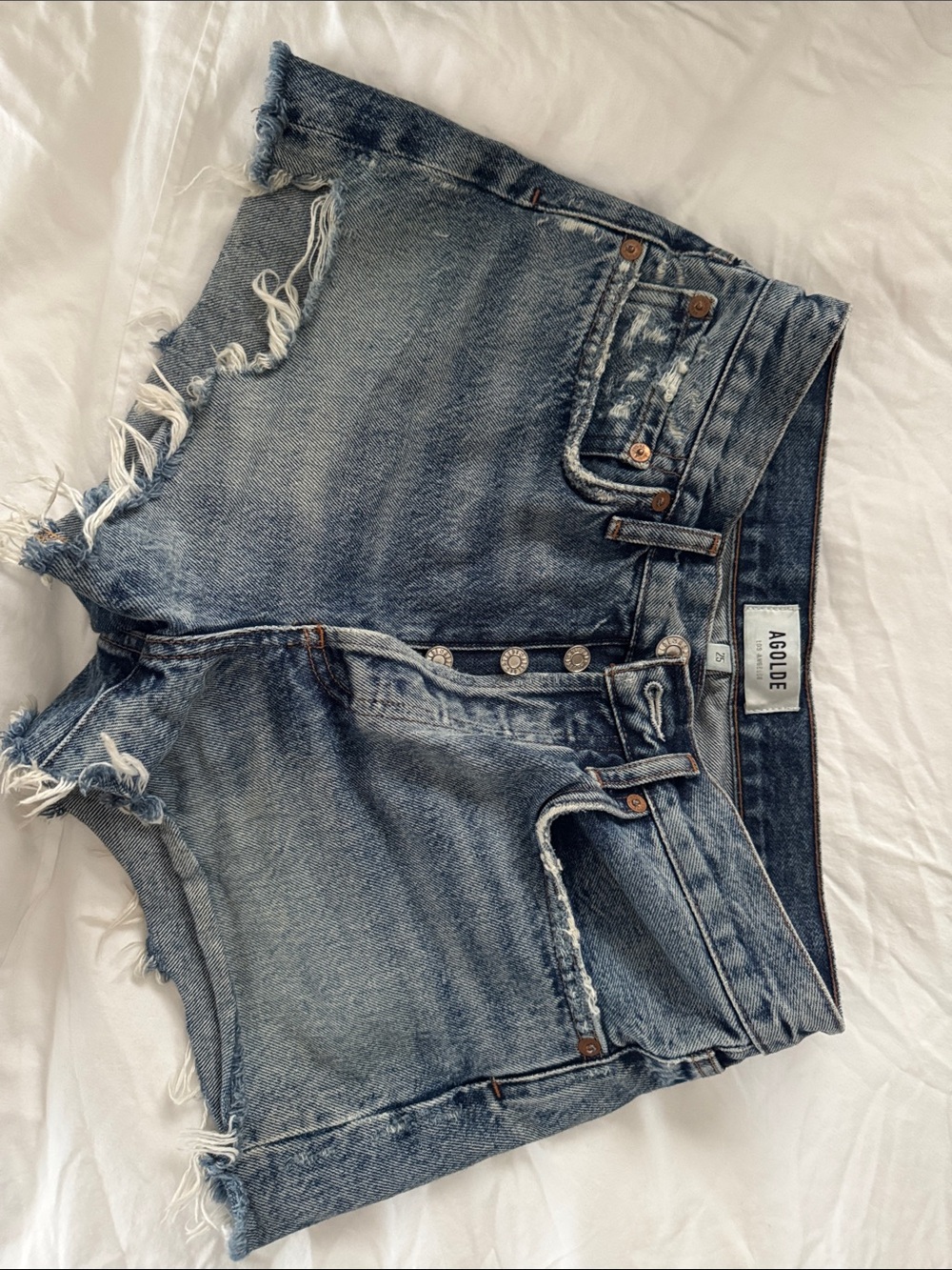 AGOLDE Women's Distressed Denim Shorts - medium Blue